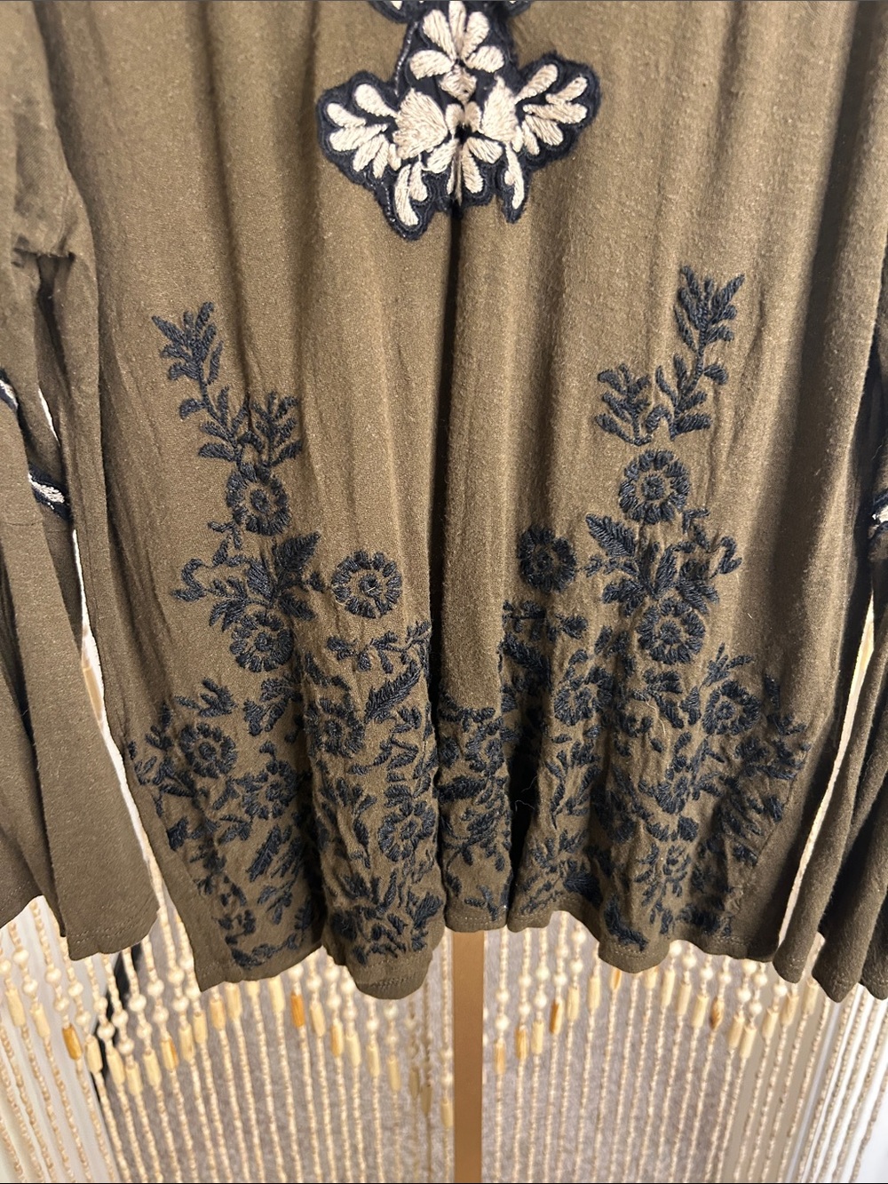 Lucky Brand Olive Green Long Sleeve Embroidered V-Neck top - Picture 6 of 8